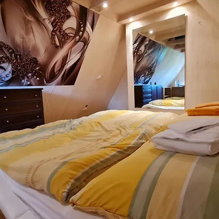 Behagliches Haus Mit Kamin Und Waermepumpe * Hohenthurm