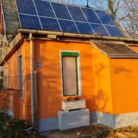 בית נופש Behagliches Haus Mit Kamin Und Waermepumpe *