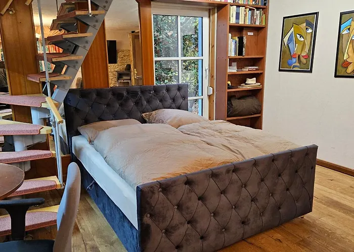 Behagliches Haus Mit Kamin Und Waermepumpe 別荘 Hohenthurm