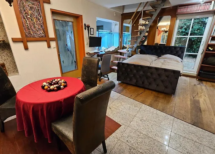 Behagliches Haus Mit Kamin Und Waermepumpe *